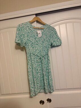 Primark Summer Dress US Size 2 Light Green and White Geometric Print Viscose Tie